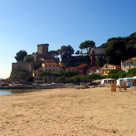 Апартаменты La Casa Al Mare Леричи Экстерьер фото